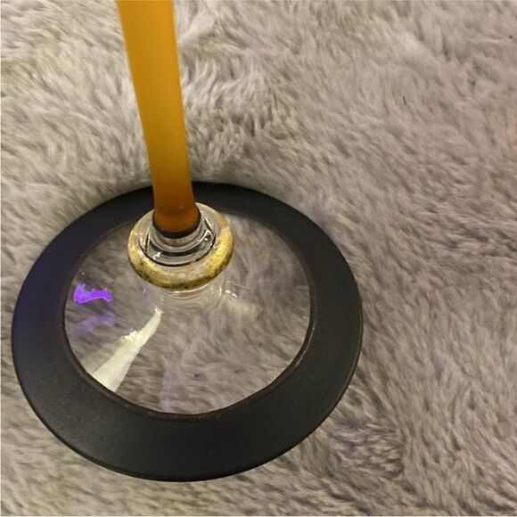 Gloria Vanderbilt Elegant Amber Glass Candle Holders (2) - Picture 3 of 7